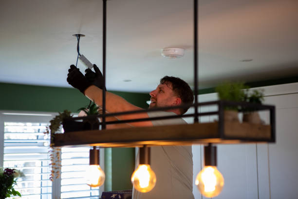 Best Commercial Electrician Services  in Deschutes River Woods, OR